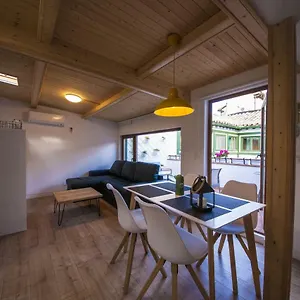  Apartamento Atico Patio De La Plata
